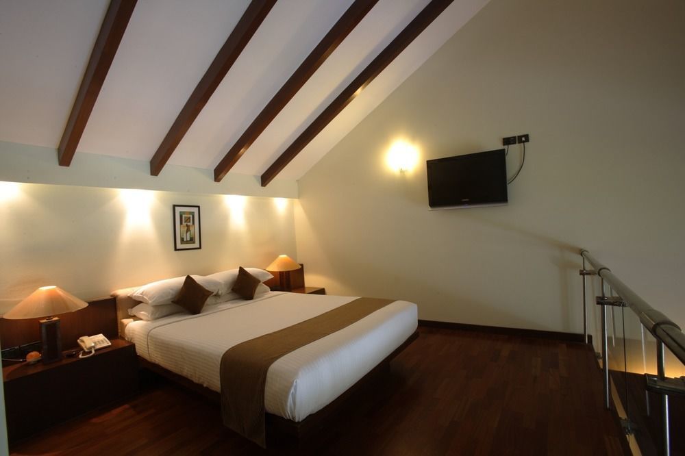 Silent Shores Resort & Spa Майсур Экстерьер фото