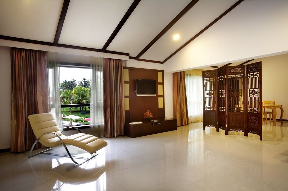 Silent Shores Resort & Spa Майсур Экстерьер фото
